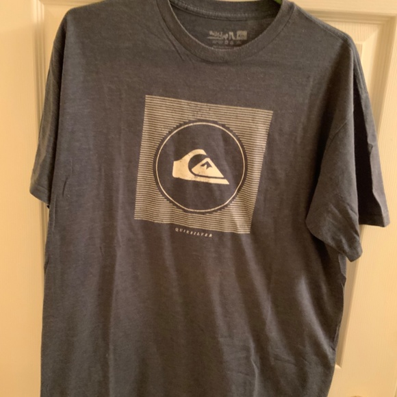 Quicksilver t-shirt. - Picture 4 of 6